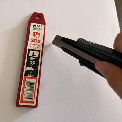 kaufen Precision 18mm Cutter Blades Accurate Cutting with Varying Replacement Frequency and SK2 High Carbon Steel Online-Herstellung