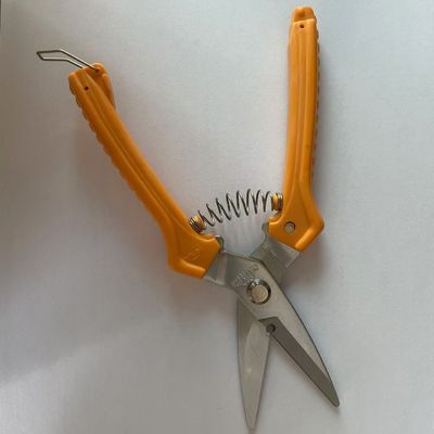 Ergonomische Büroschere mit Blister Card