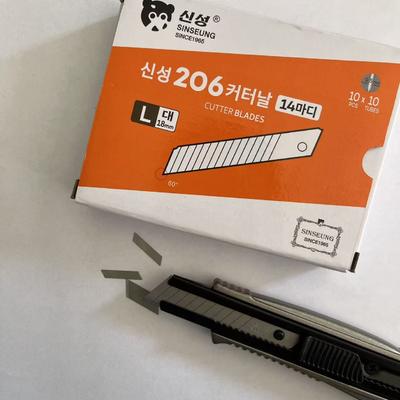 15 Segmente Snap Blades 18 mm hochausgewinntes Kohlenstoffstahl für glattes, präzises Schneiden