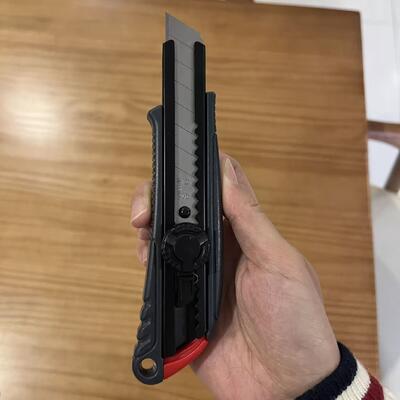 Aluminiumgriffe 18mm Nutzmesser Hochkohlenstoffstahl Klinge 16045mm Wesentliche Schneidwerkzeuge für Werkstätten und Bauwerke